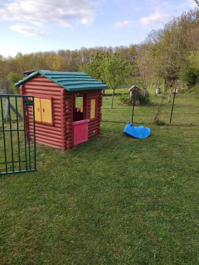 Logement Paisible A La Campagne Aubarede Kültér fotó